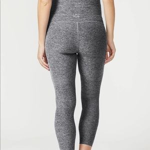 Beyond Yoga/Love The Bump Capri Maternity pants